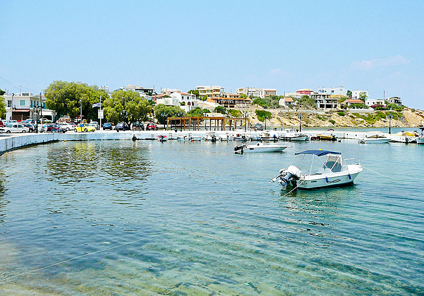 Den lilla fiskebyn Souvala på ön Egina i Grekland.