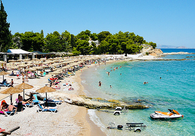 Agia Marina beach är Spetses populäraste och bästa strand. 