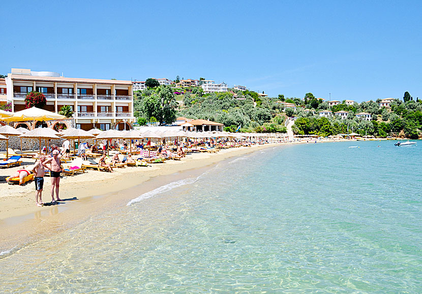 Achladias är en av de bästa turistorterna på Skiathos. 