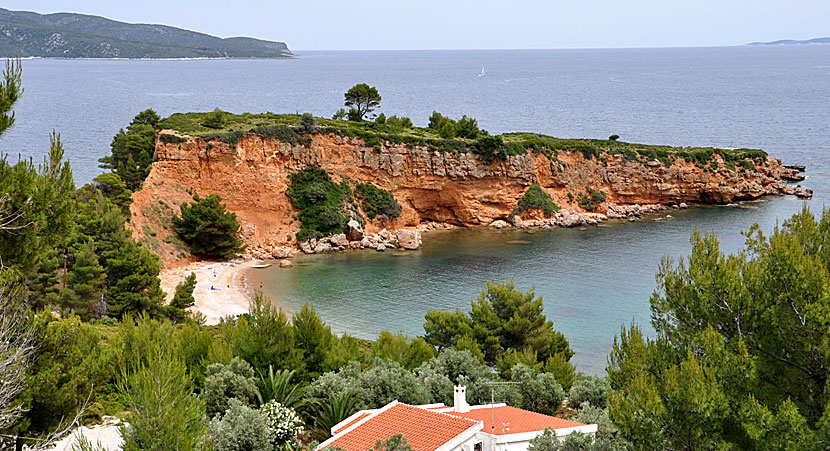 Kokkinokastro beach på Alonissos .