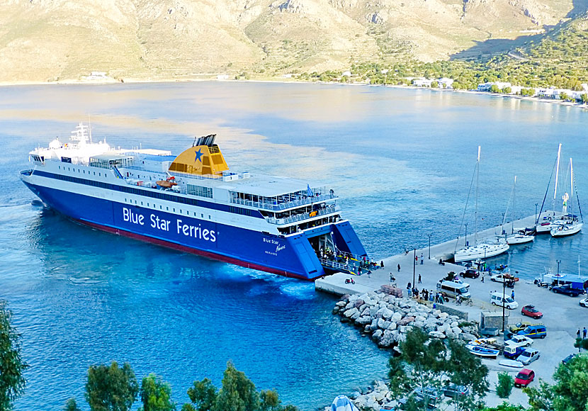Blue Star Ferries i hamnen på Tilos i Dodekaneserna.