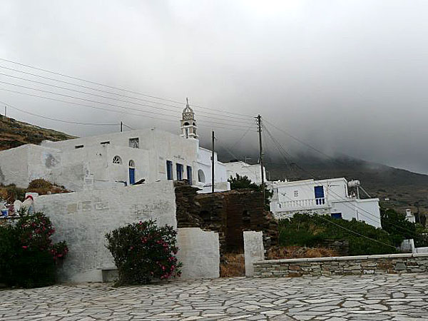 Tinos. Kyrkan i Isternion.