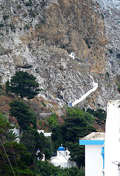 Den lilla kyrkan nedanför Langada på Amorgos.