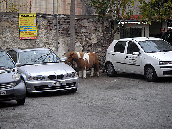 Parkera bilen i Aten.