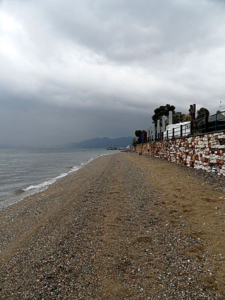 Stranden i Edipso på Evia.
