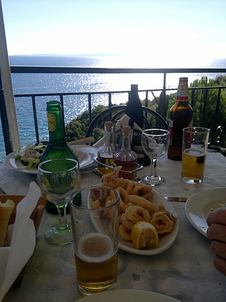 Taverna Agali. Sarakiniko Beach.