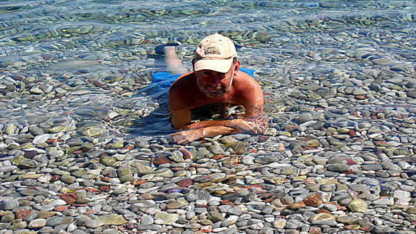 Stranden utanför Dream Island. Tilos.