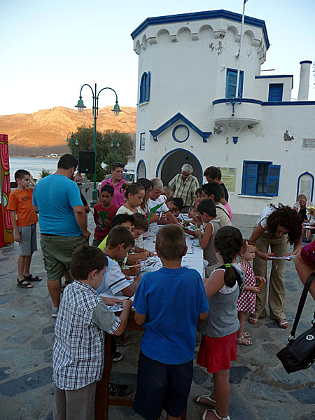 Fest i Livadia på Tilos.