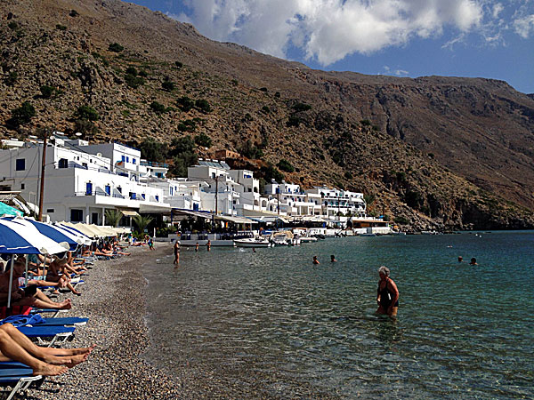 Stranden i Loutro på Kreta.