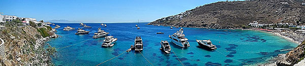 Lyxbåtar på Mykonos.