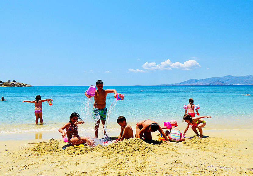 Den barnvänliga stranden Agia Anna på Naxos.